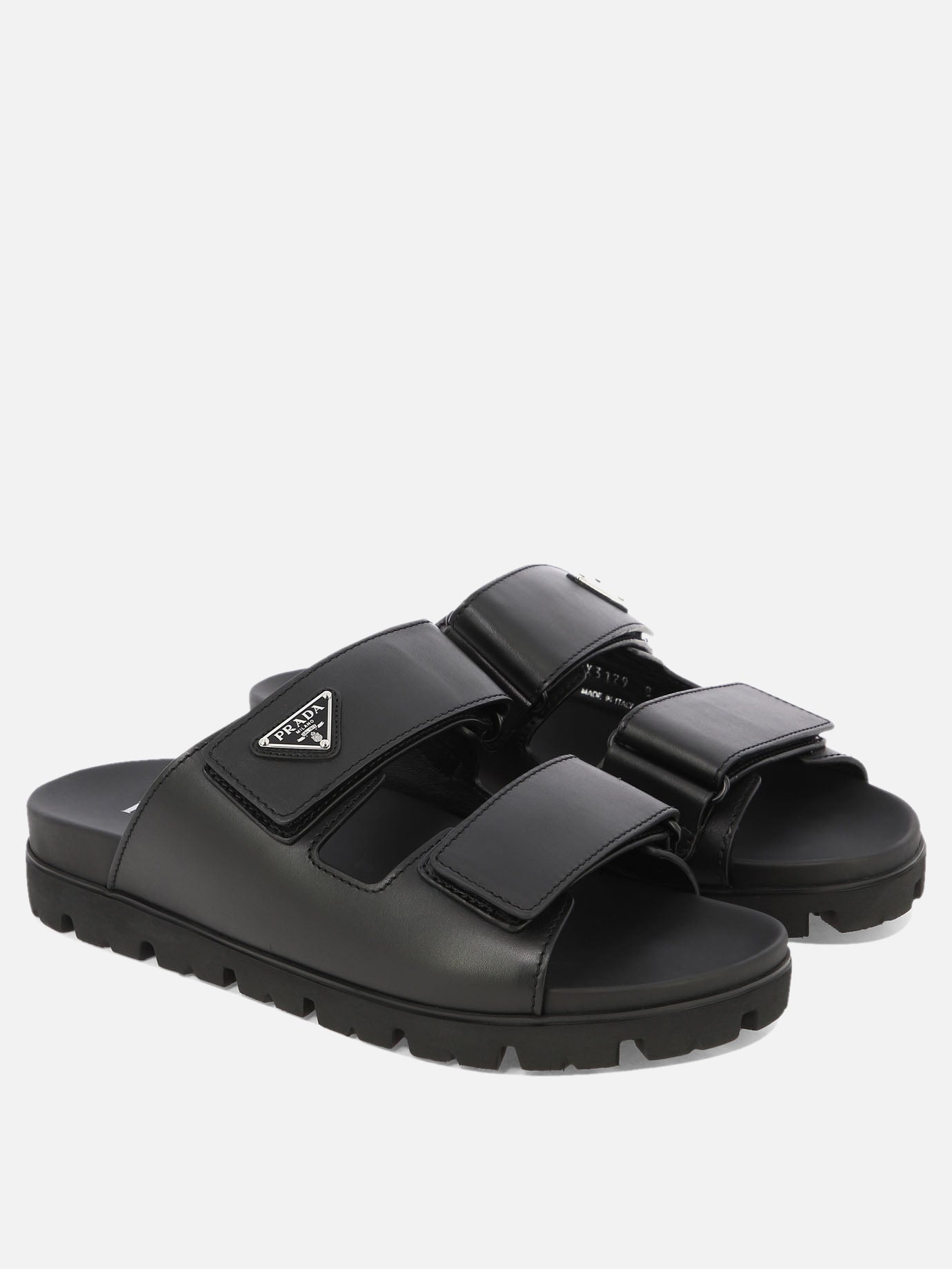 Sandals with triangle logo