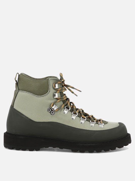 "Roccia Vet" hiking boots