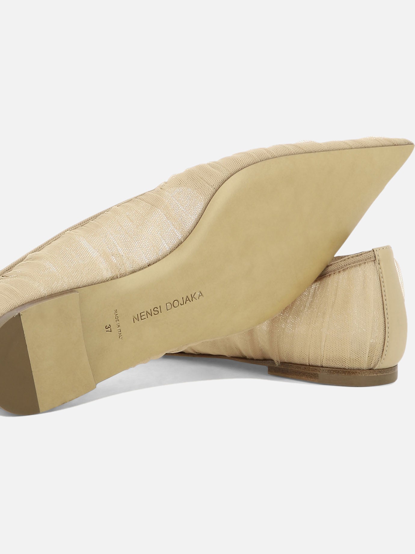 Pointed-toe ballet flats