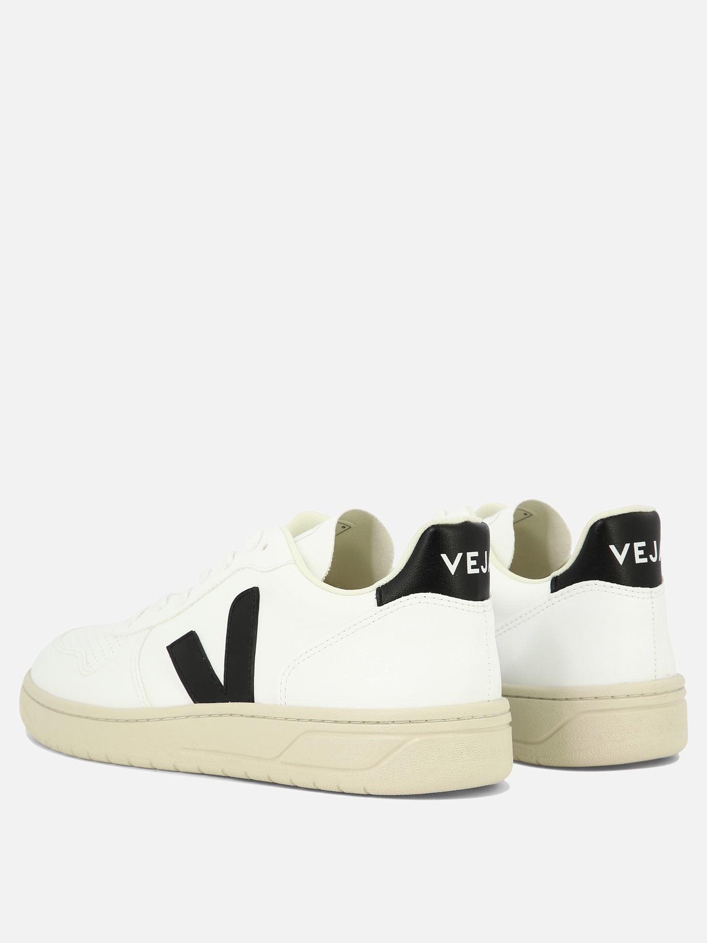 "V-10" sneakers