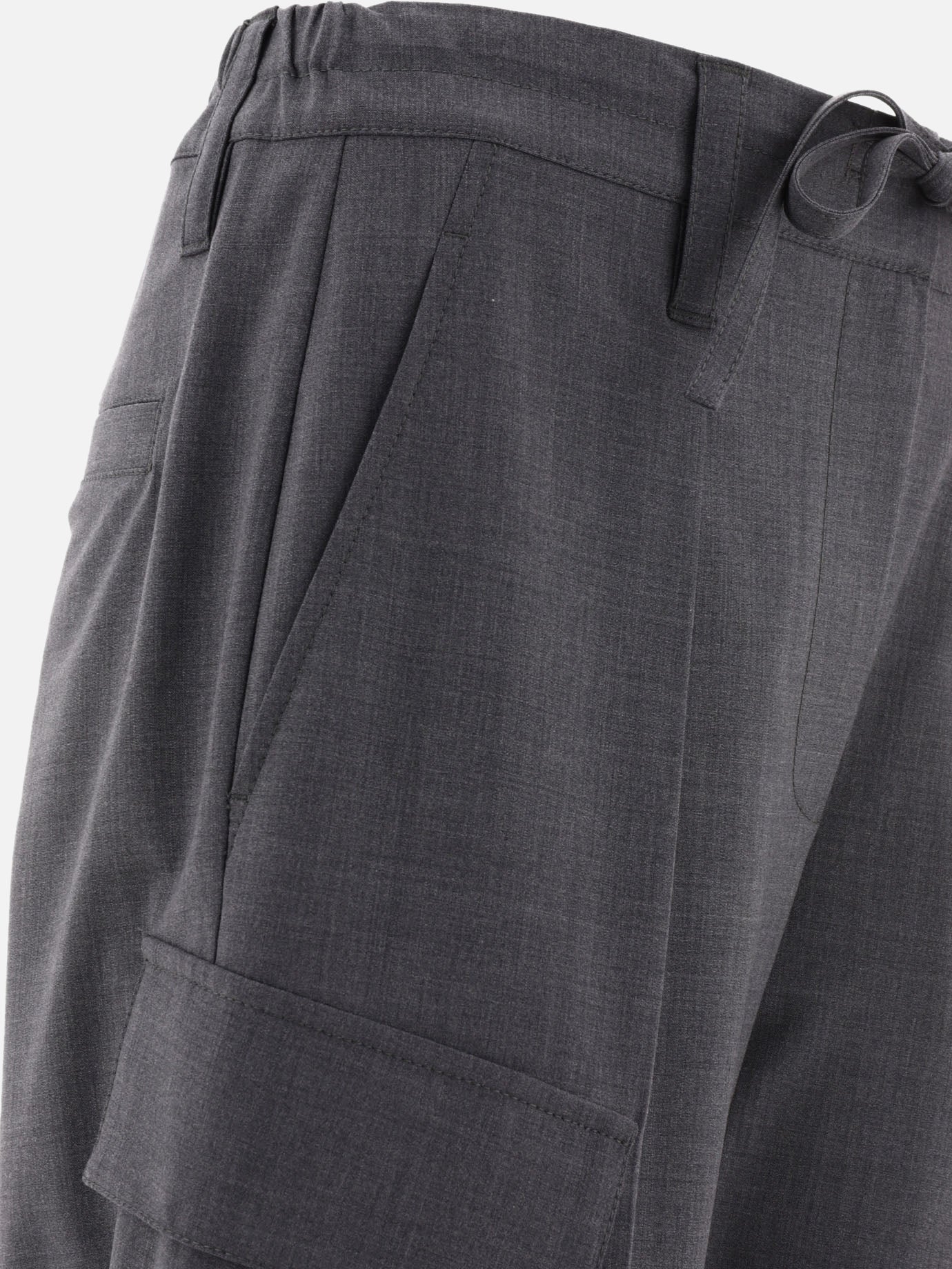 Cargo trousers with drawstrings