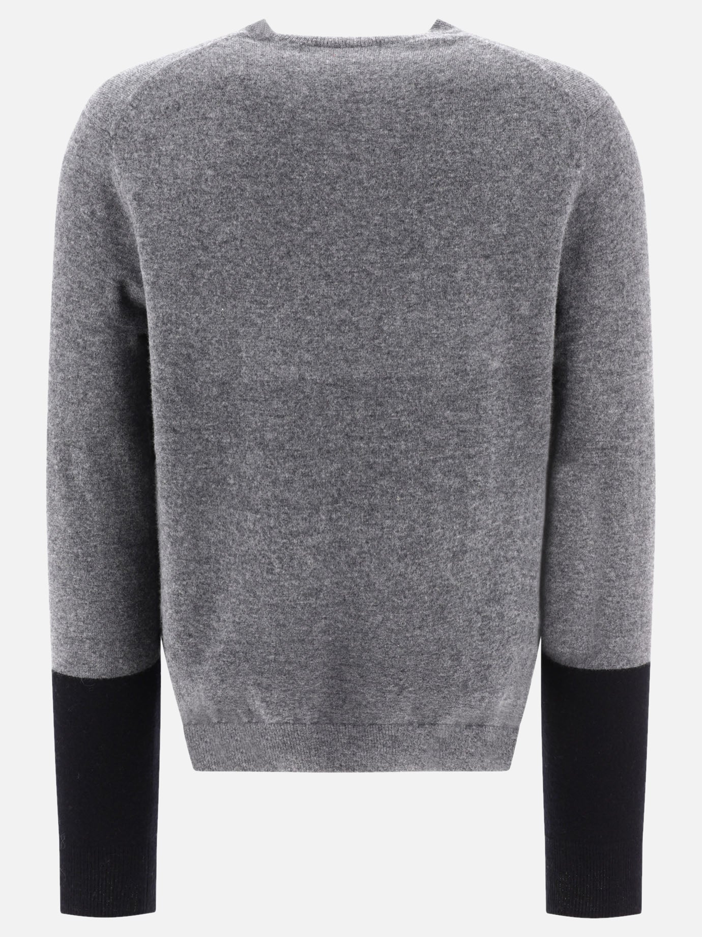 Sweater with contrasting sleeves