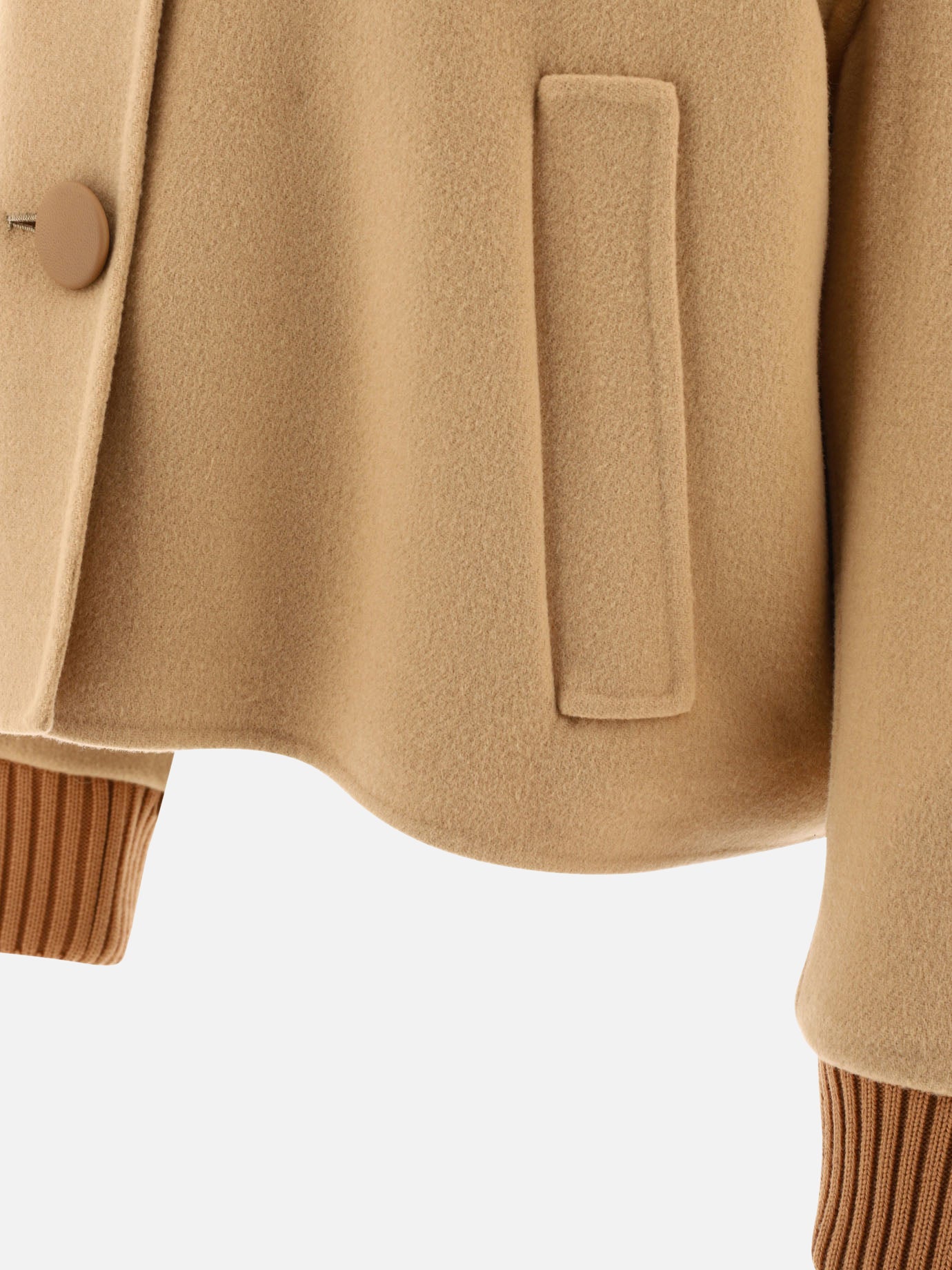 Short coat with ribbed details